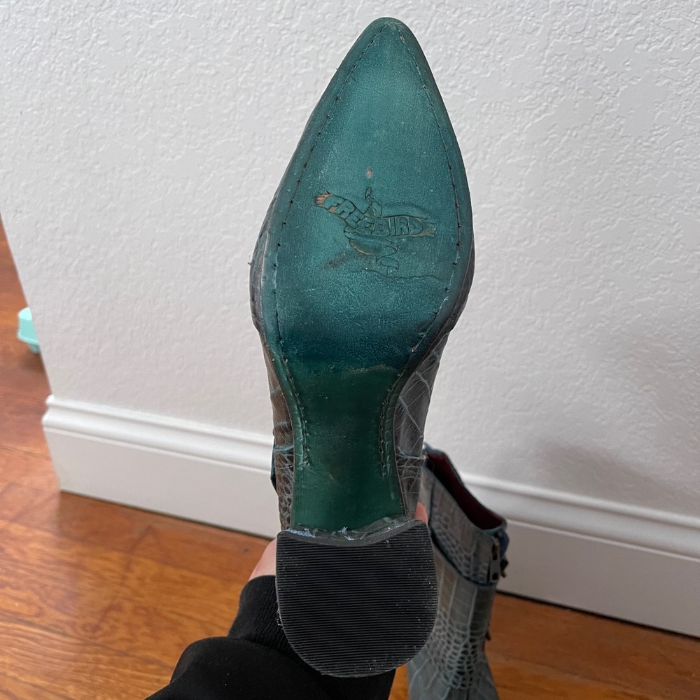 Freebird booties - Picture 2 of 3
